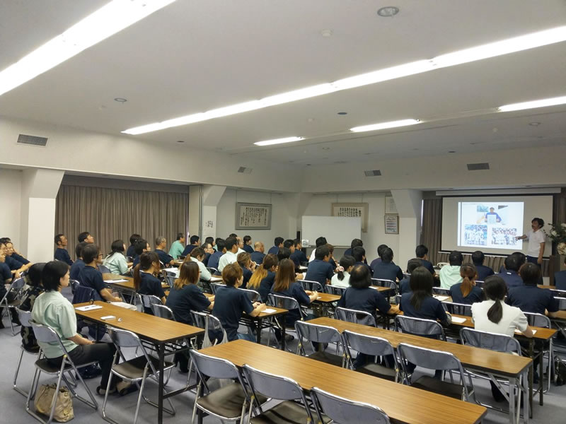 東海神栄の社内研修会